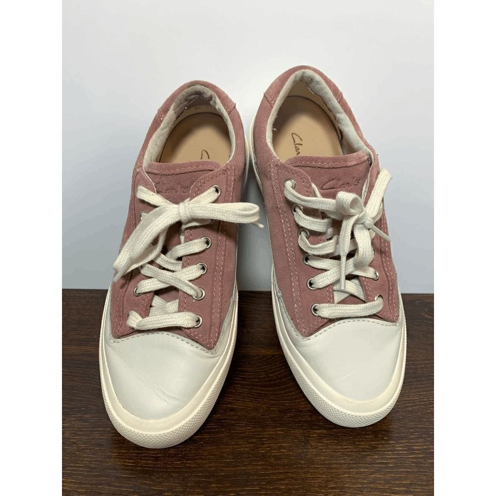 Clarks Mauve Suede Lace-Up Sneaker Size 7